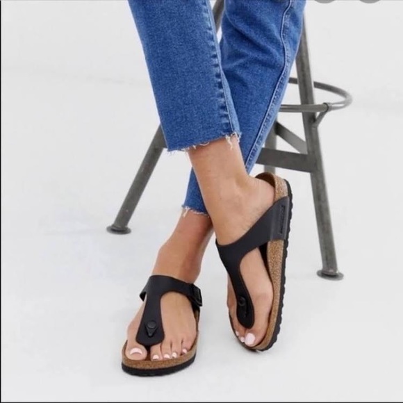 Birkenstock Shoes - Birkenstock Gizeh Sandals Patent Leather Black 37
